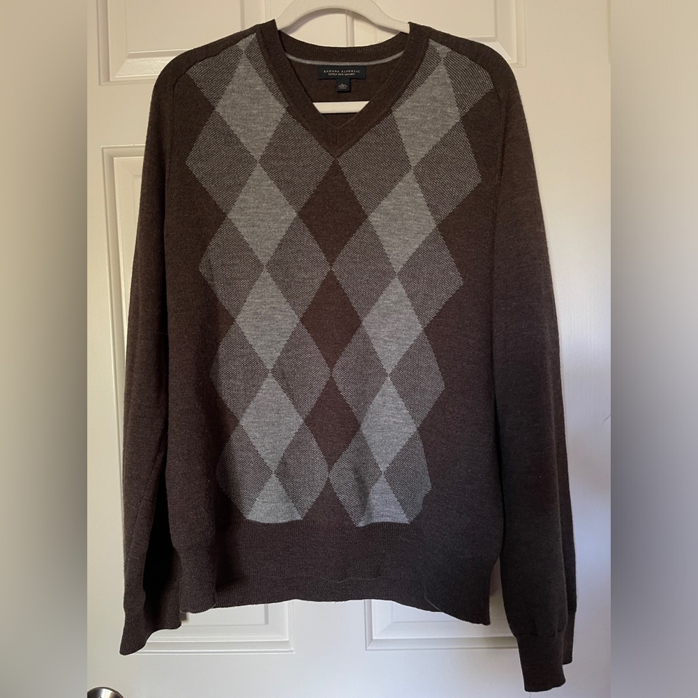 Banana Republic Merino Wool Extra Fine Wool V-Neck Sweater Brown Gray Argyle L